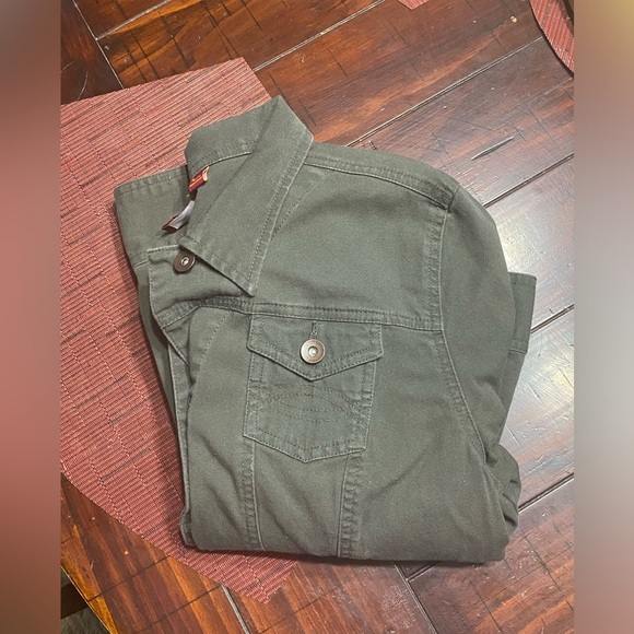 3/12$ Women’s denim Jacket tag says XL please look at measurements - Picture 2 of 8